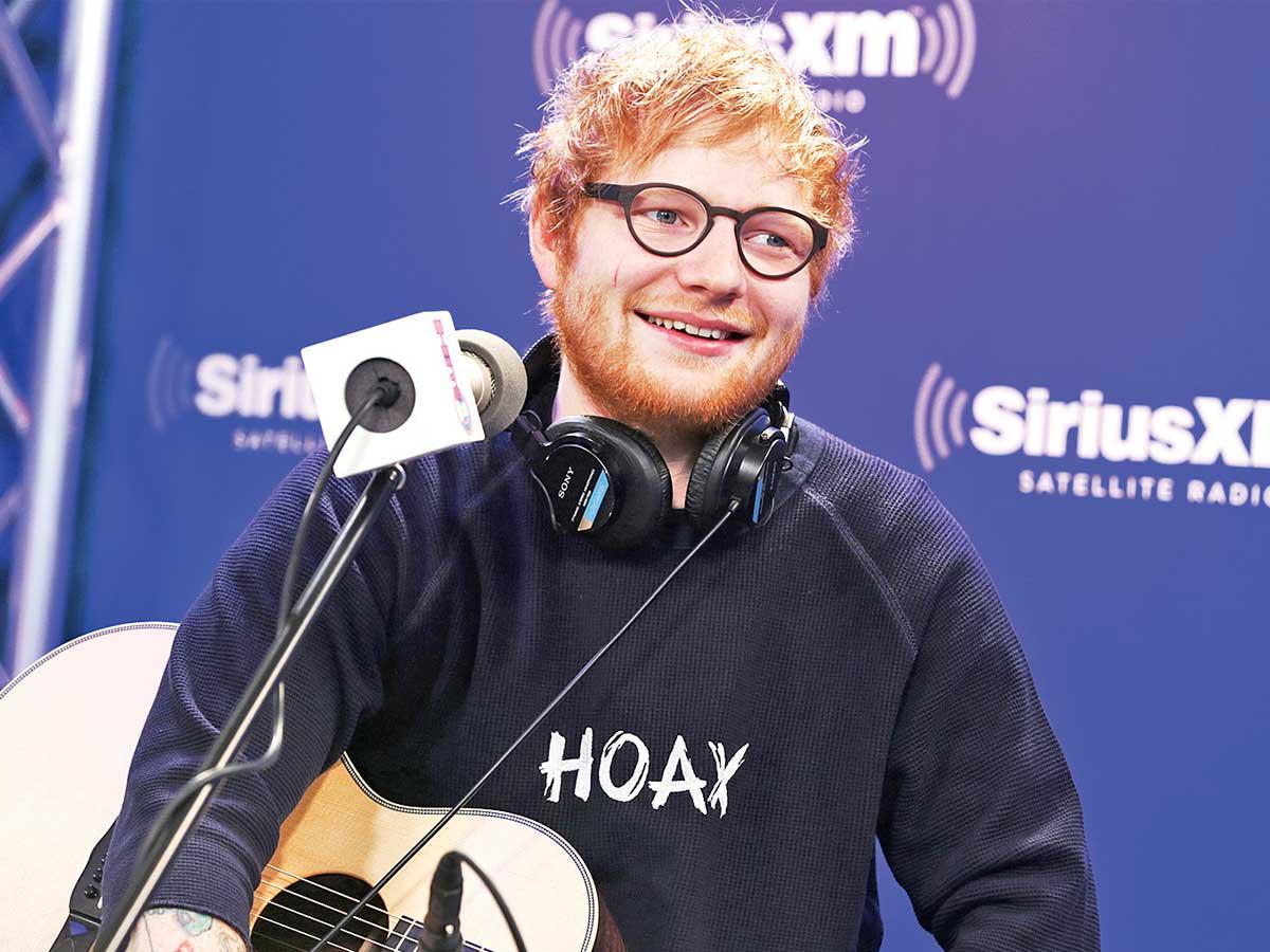 المطرب ومؤلف الأغاني البريطاني إد شيران