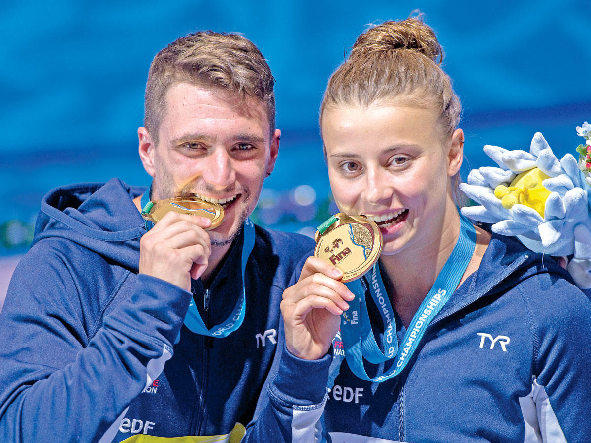 لورا مارينو وماتيو روسيه