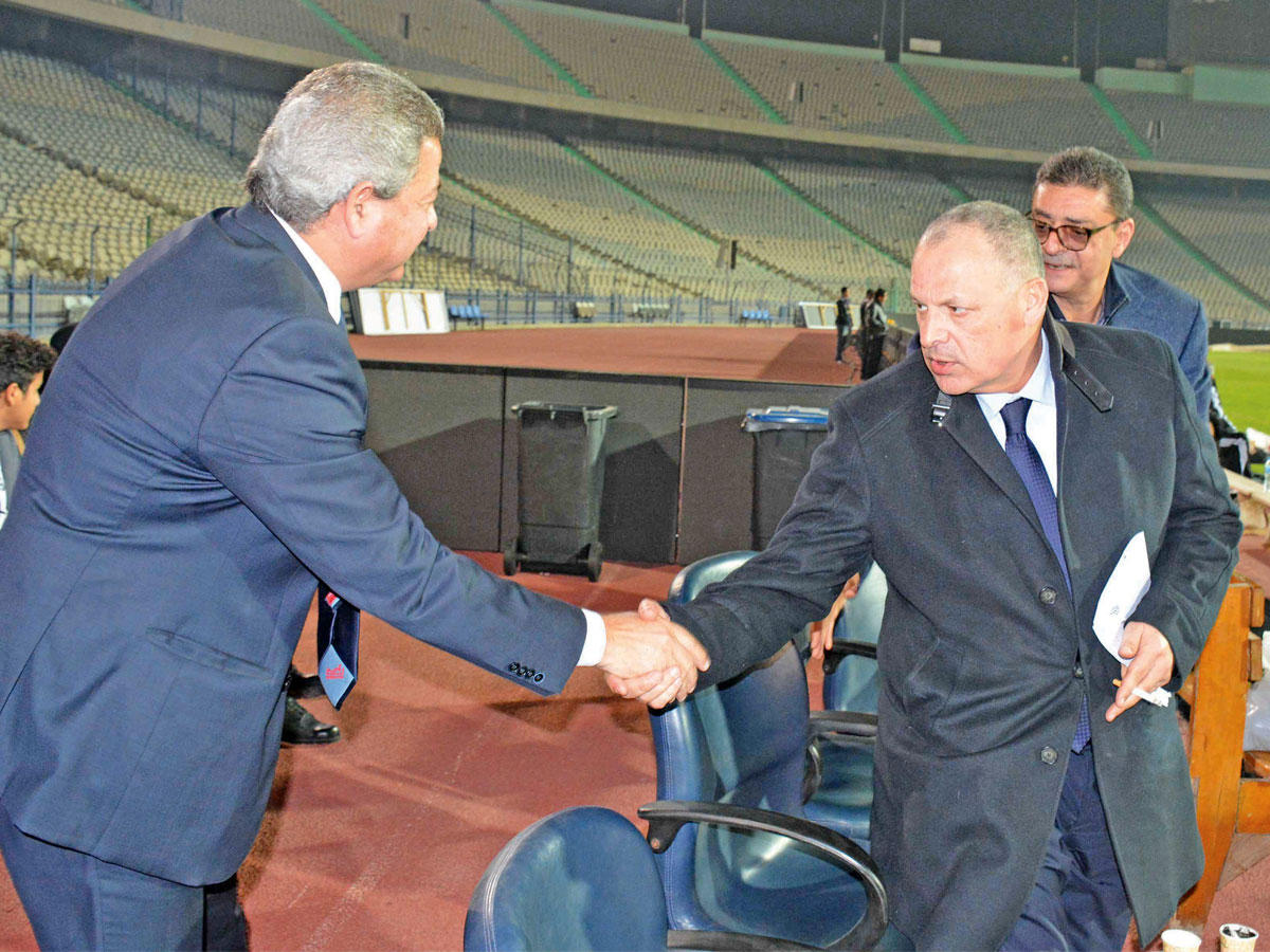 خالد عبدالعزيز مع هاني أبو ريدة (أرشيف)