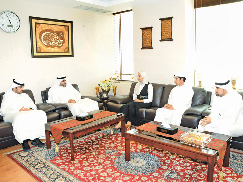 الجبري مستقبلا وفد المهندسين