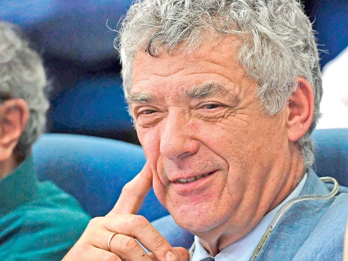  رئيس الاتحاد الإسباني لكرة القدم أنخل ماريا فيار