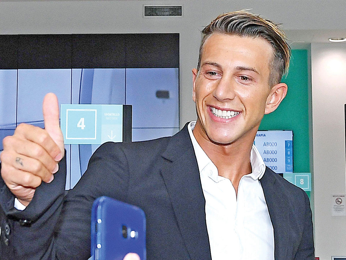 الجناح الدولي فيديريكو برنارديسكي