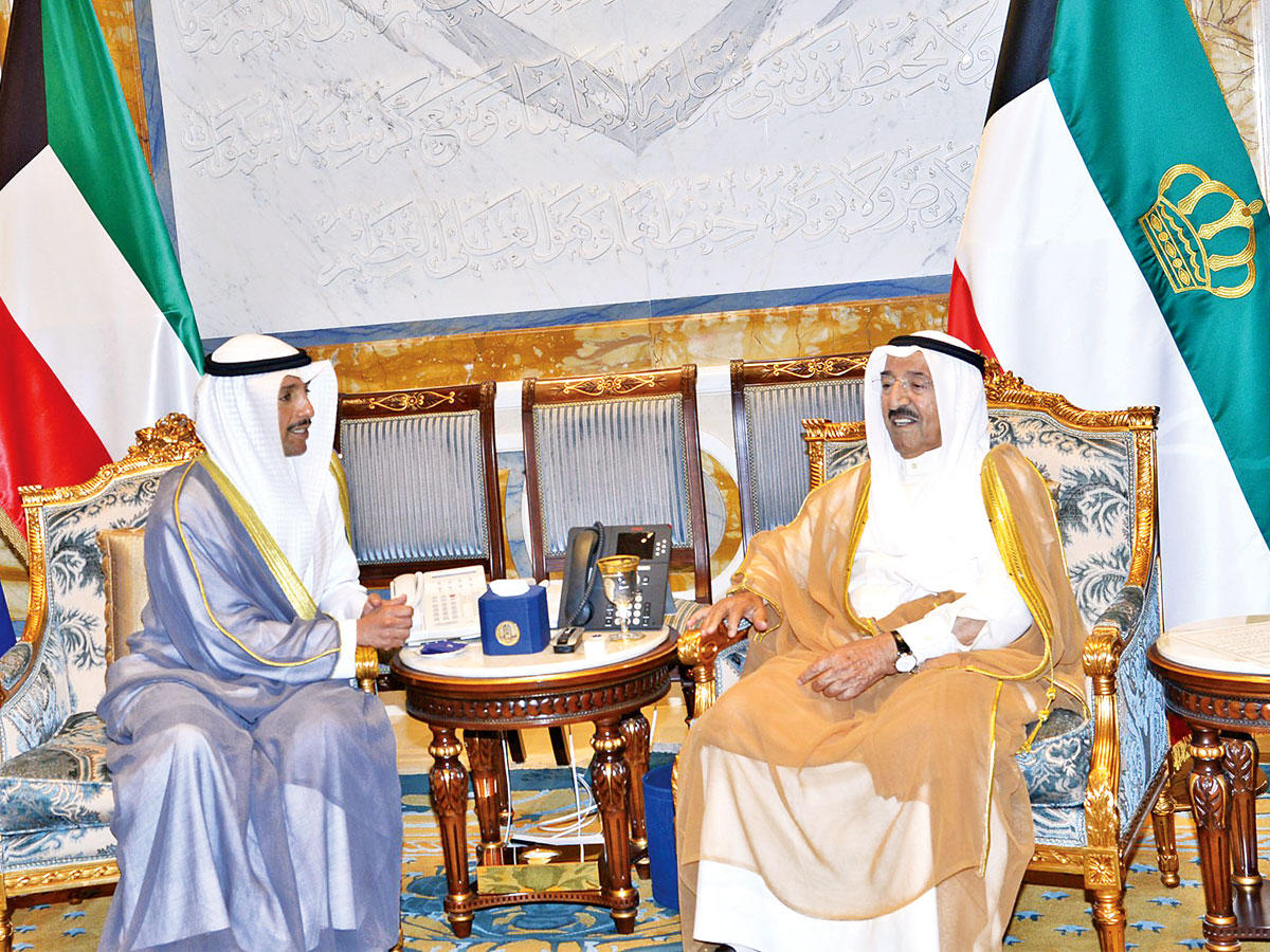 الأمير مستقبلاً الغانم أمس