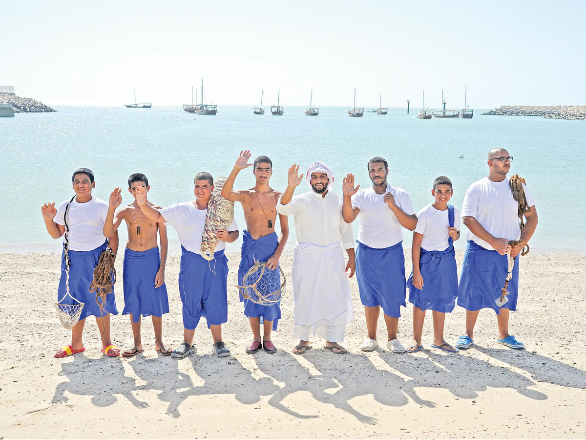 صورة جماعية قبل «الدشة»