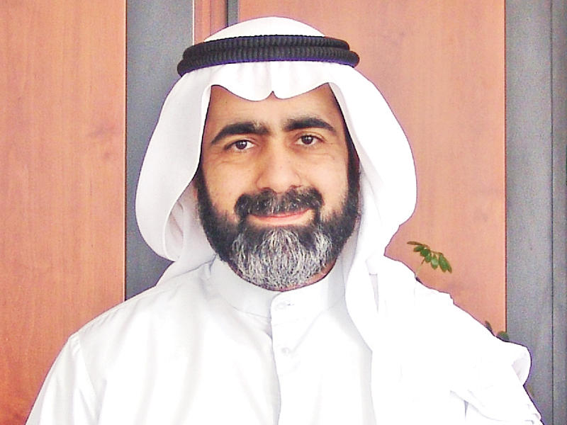  نائب مدير الجامعة للتخطيط د. عادل الحسينان