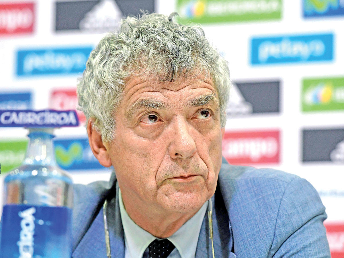 رئيس الاتحاد الإسباني لكرة القدم أنخل فيار