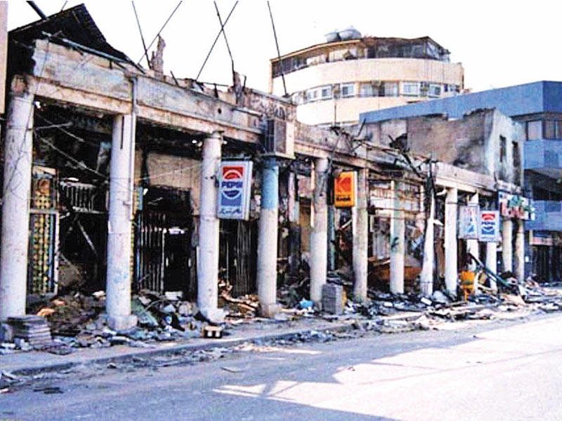 سوق المباركية وآثار الدمار الذي لحقه جراء الغزو العراقي