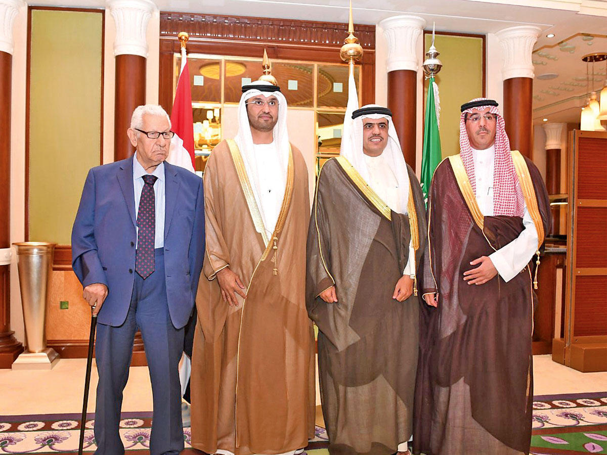 وزراء ومسؤولو إعلام الدول الأربع خلال اجتماعهم في السعودية (واس)