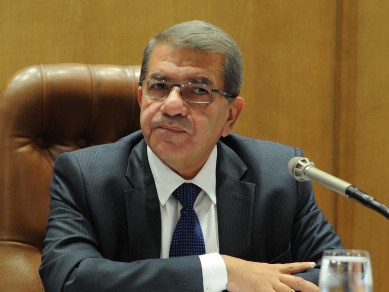 وزير المالية المصري عمرو الجارحي