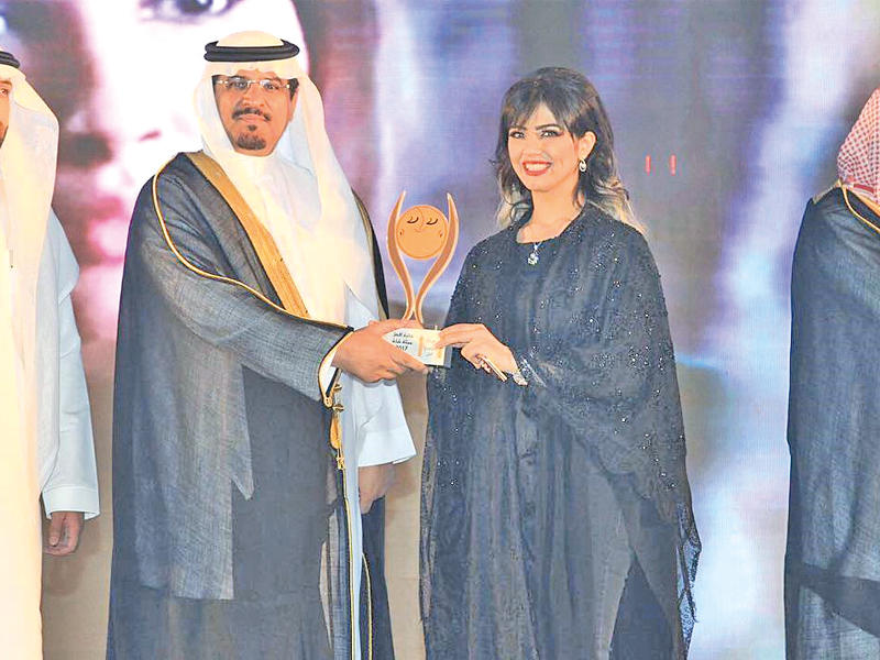 الممثلة السعودية المتألقة نيرمين محسن