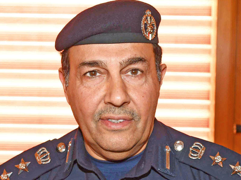 مدير إدارة العلاقات العامة والاعلام بالادارة العامة للاطفاء العقيد خليل الامير