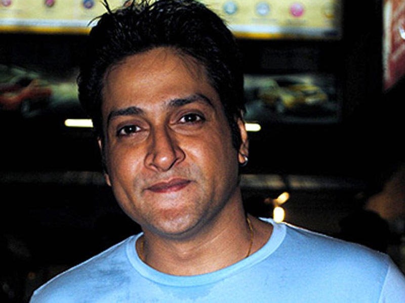 الممثل الهندي الراحل إندر كومار