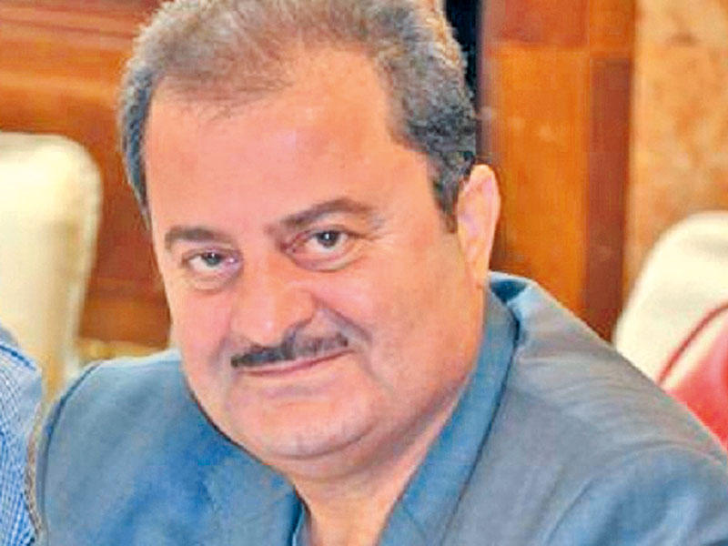 نقيب الفنانين في سورية زهير رمضان