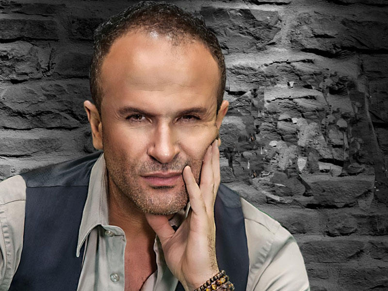 الفنان اللبناني أيمن زبيب