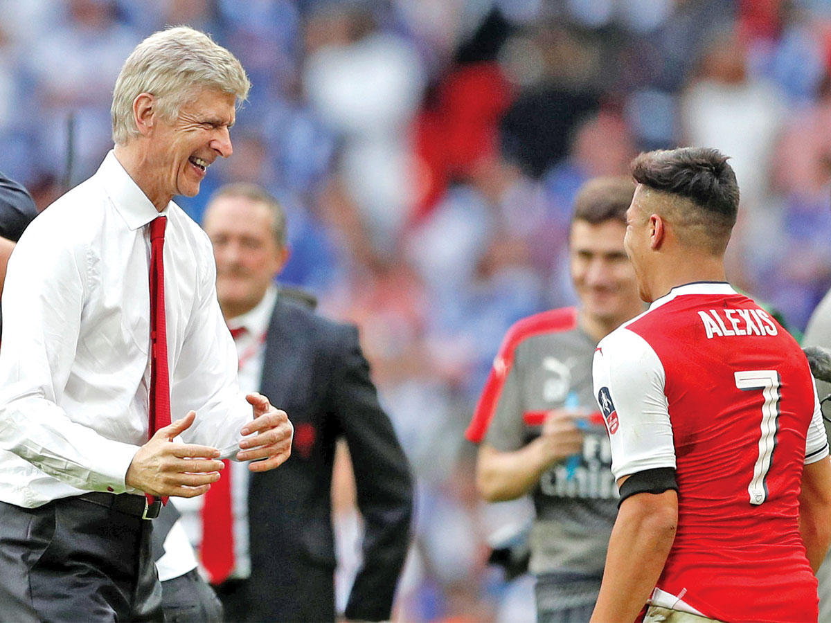 سانشيز وفينغر