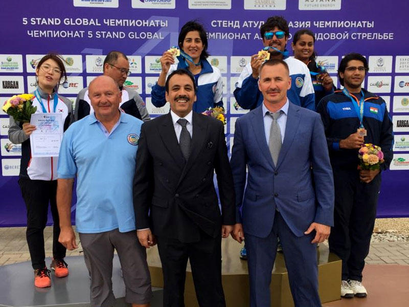 الفيحان والحوال على منصة التتويجn