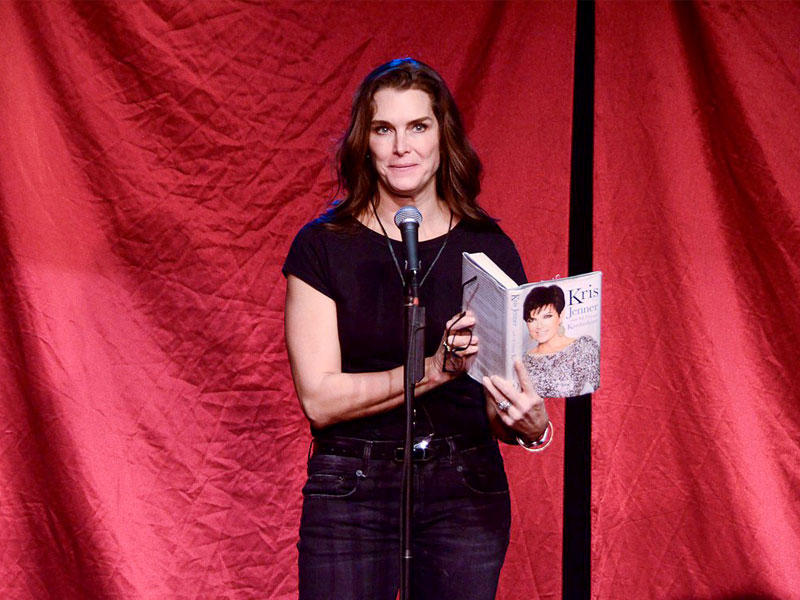 النجمة العالمية بروك شيلدز