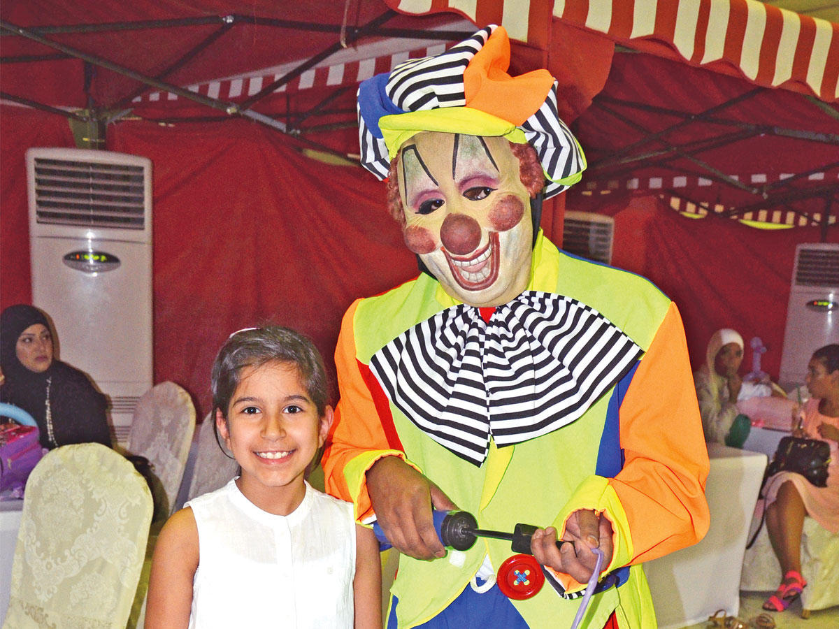 آلاء نادر مع المهرجn