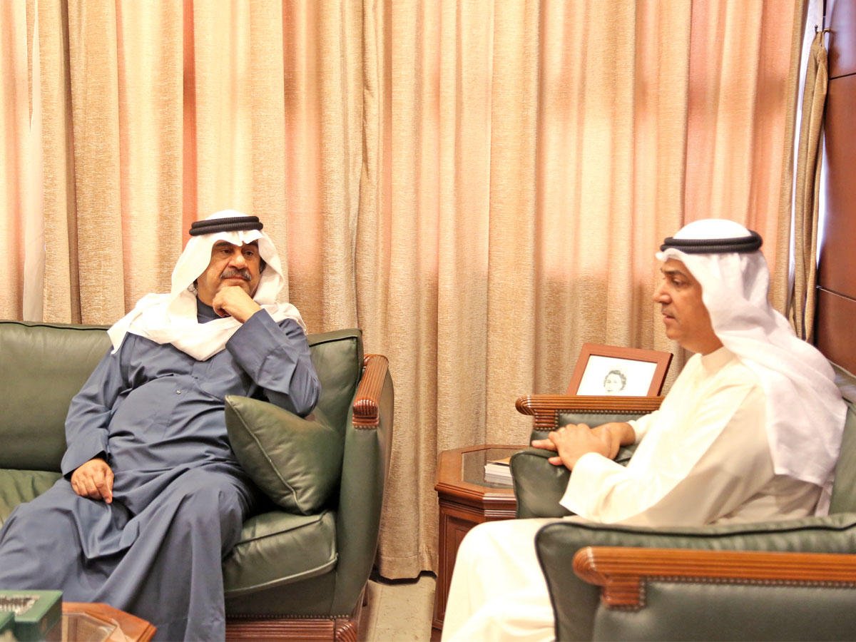 علي اليوحة مع الراحل عبدالحسين عبدالرضا