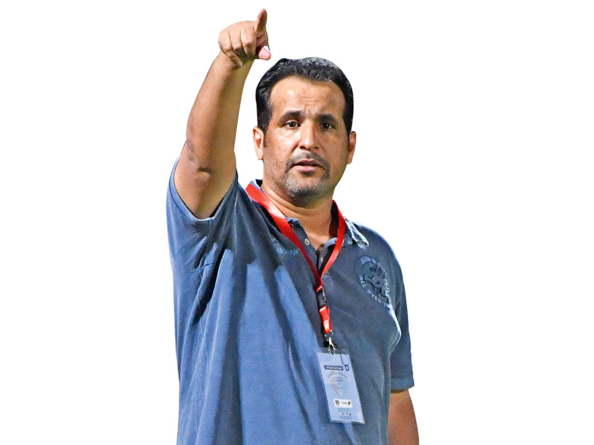 المدير الفني لفريق النصر ظاهر العدواني