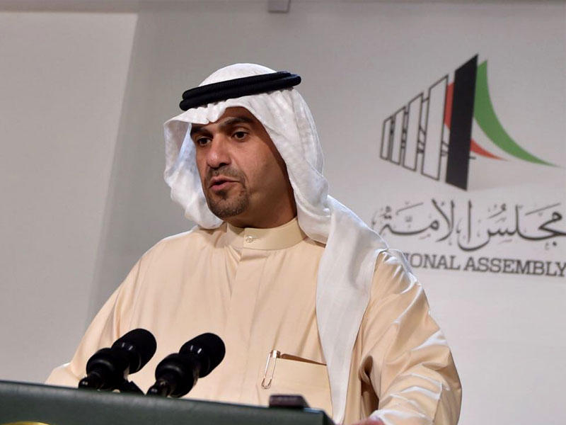 نائب رئيس مجلس الوزراء وزير المالية أنس الصالح