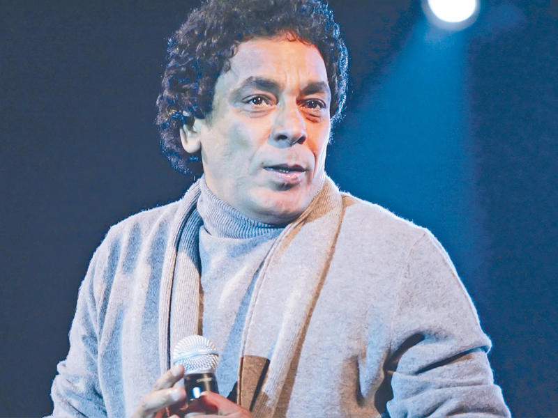 الفنان المصري محمد منير