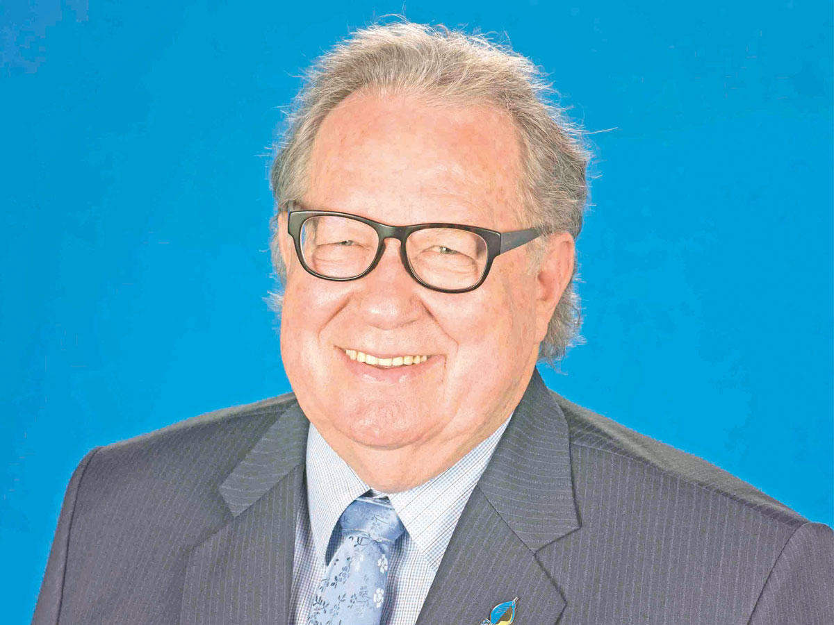 دونالد بيتس