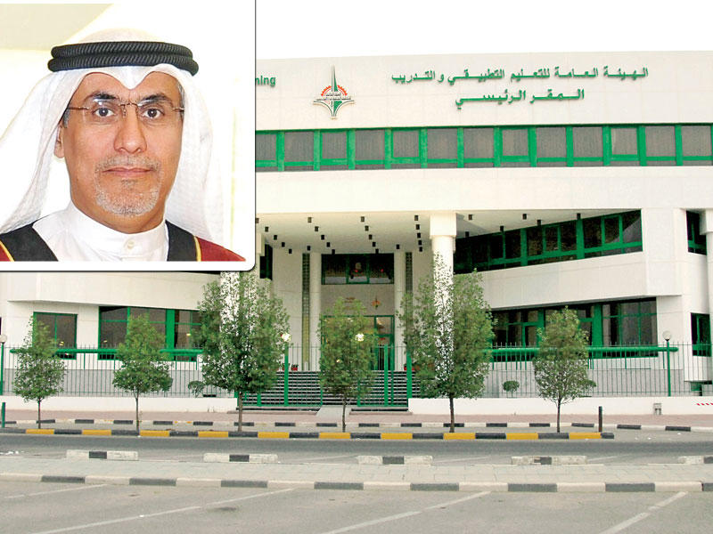  نائب المدير العام للهيئة العامة للتعليم التطبيقي والتدريب لشؤون التدريب بالإنابة م. ناصر المهندي