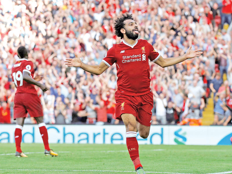 محمد صلاح نجم  ليفربول يحتفل بهدفه في مرمى أرسنال