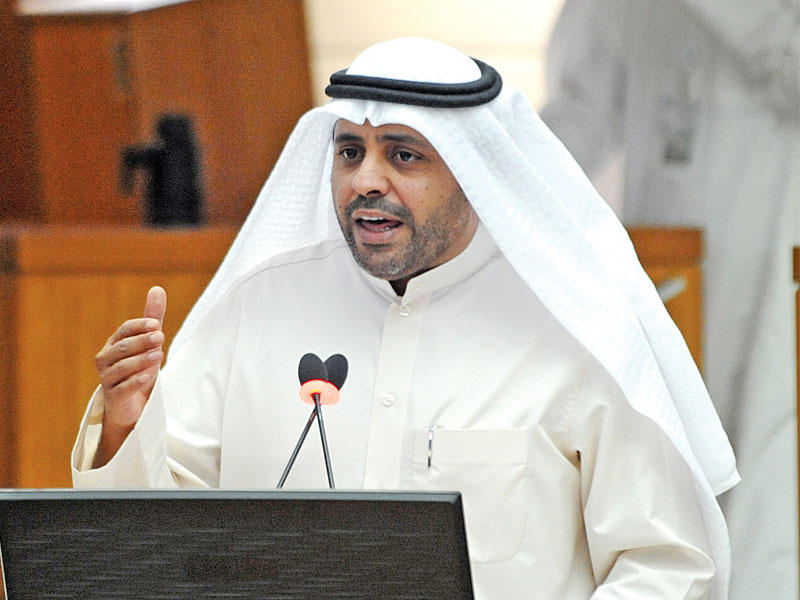  وزير البلدية وزير الأوقاف والشؤون الاسلامية محمد الجبري