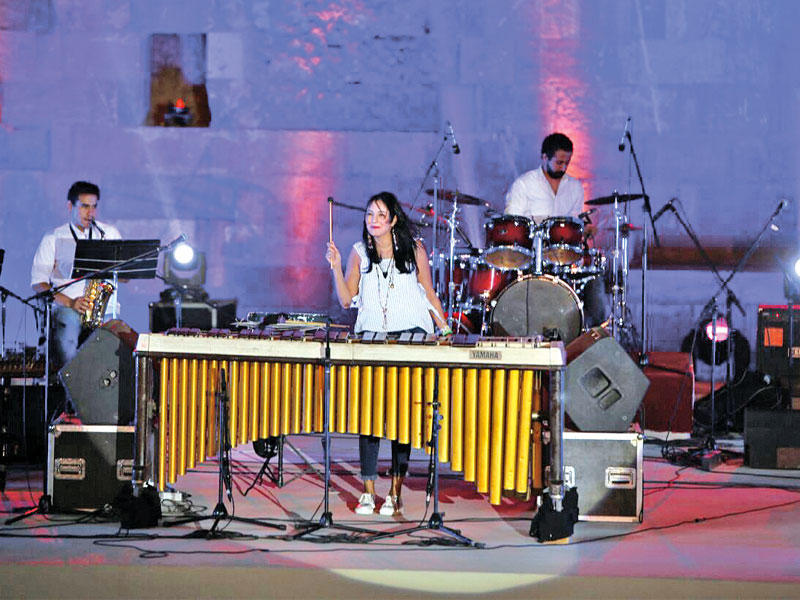 نسمة عبد العزيز تقدم عرض إيقاعاتn