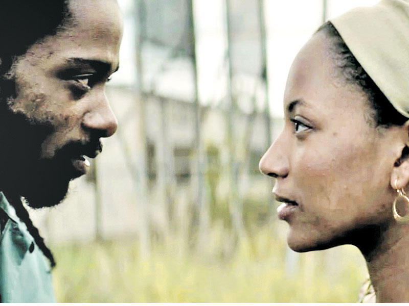 ناتالي بول ولاكيث ستانفيلد في الفيلم