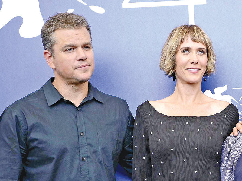 نجما فيلم «داونسايزينغ» مات ديمون وكريستن ويج