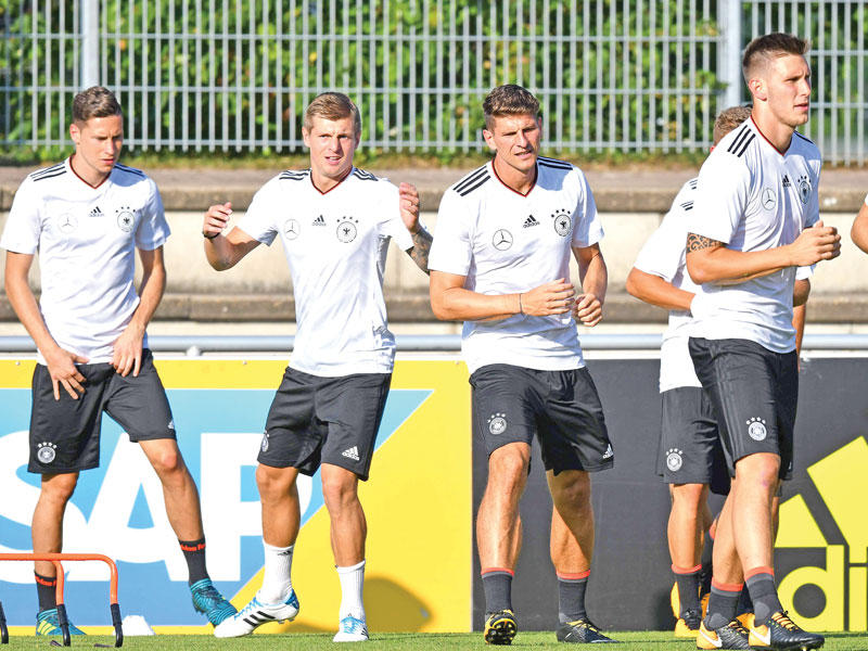جانب من تدريبات المنتخب الألماني