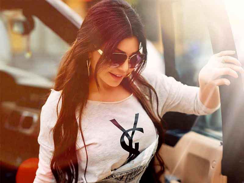 النجمة اللبنانية هيفاء وهبي