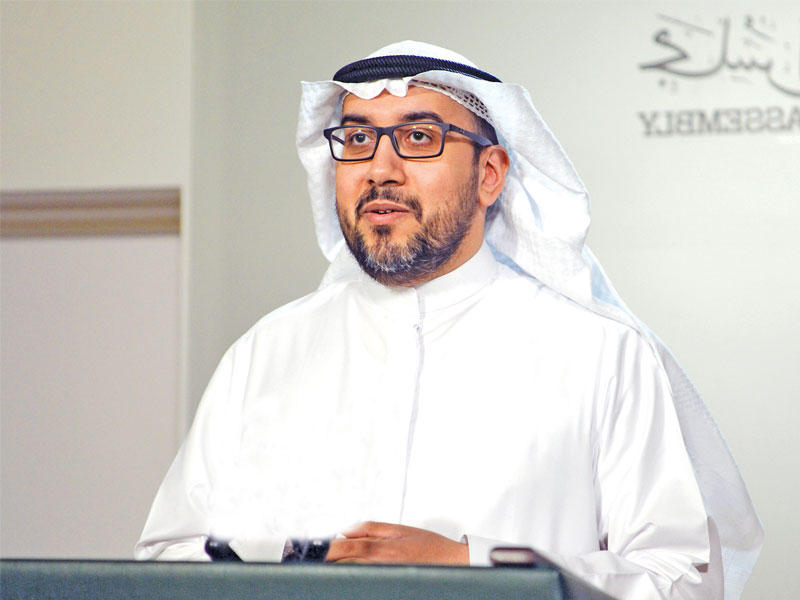 النائب أسامة الشاهين