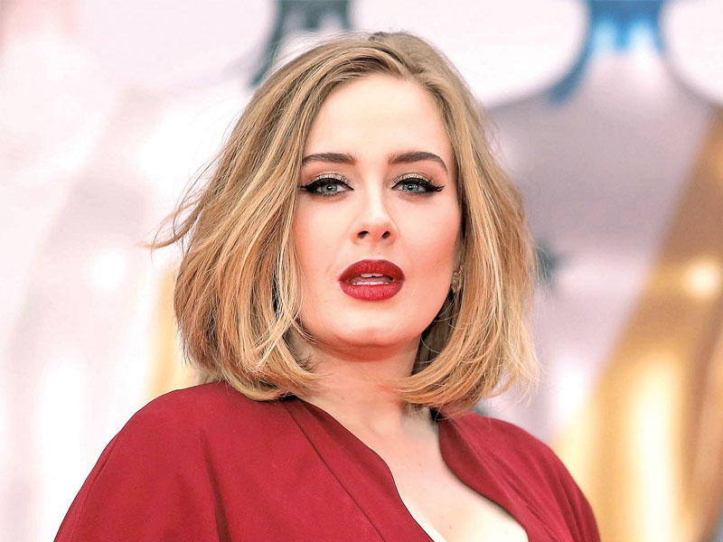 النجمة البريطانية أديل