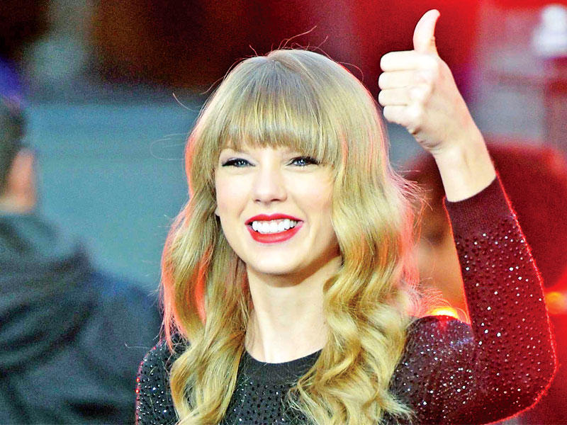 النجمة الأميركية تايلور سويفت