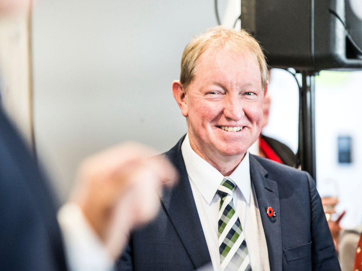 وزير البيئة النيوزيلندي، نيك سميث