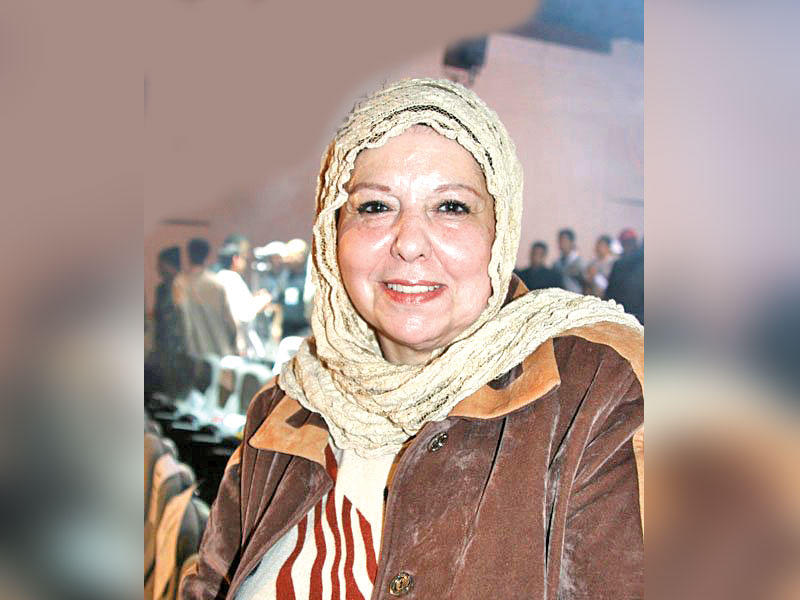 الفنانة المصرية فوزية عزت