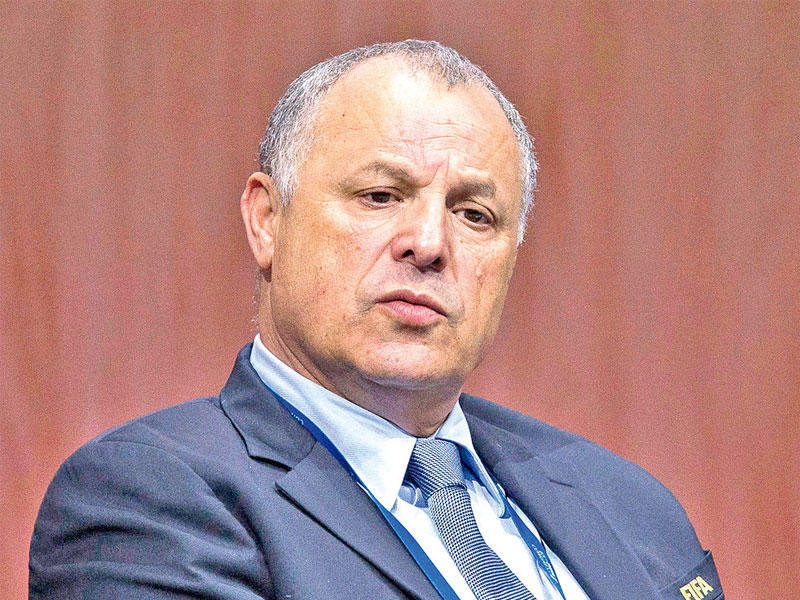 رئيس اتحاد الكرة المصري هاني أبوريدة