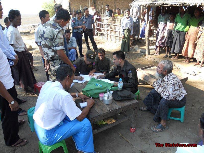 صورة أرشيفية لقوات الحدود في بورما والنازحين