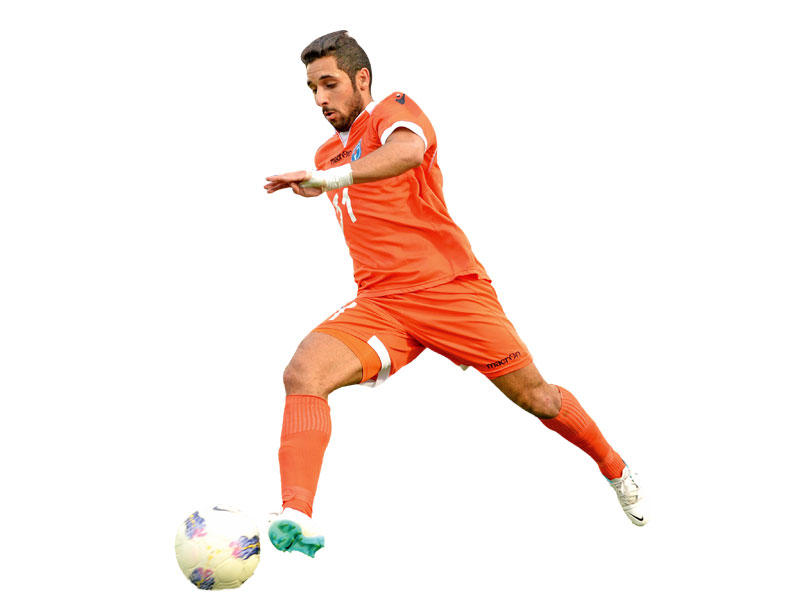 لاعب كرة القدم طلال الفاضل