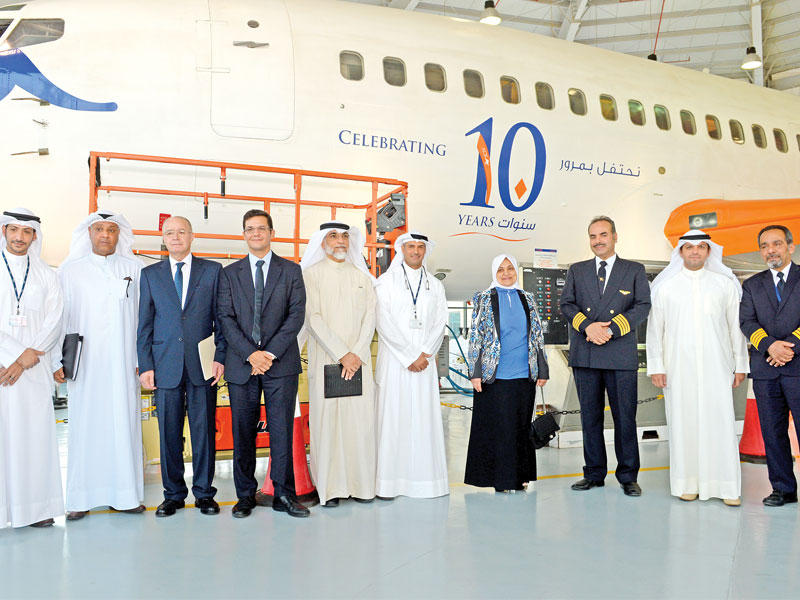 الصبيح أثناء جولتها التفقدية في الكلية الأسترالية   (تصرير نوفل إبراهيم)