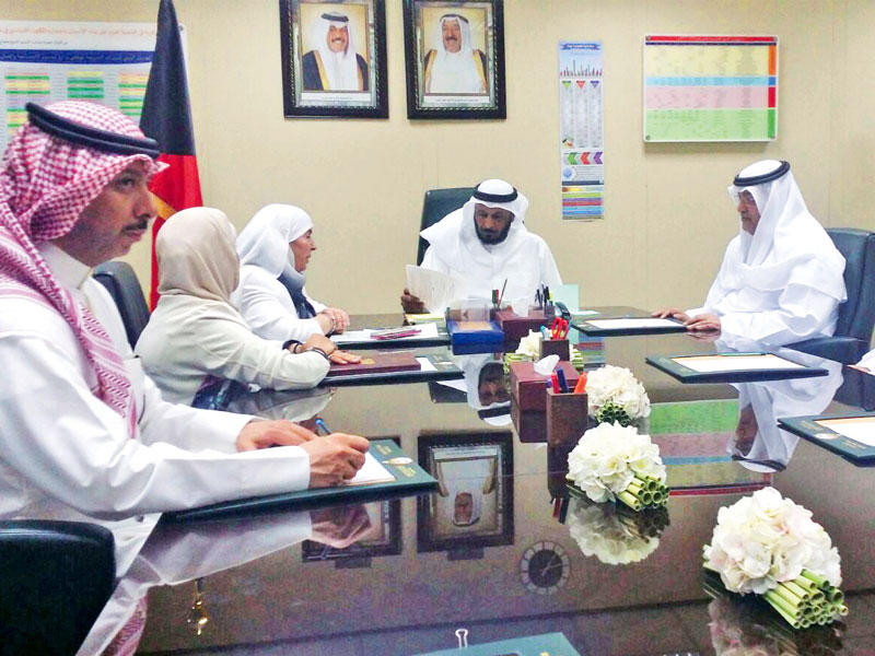 جانب من توقيع الاتفاقية