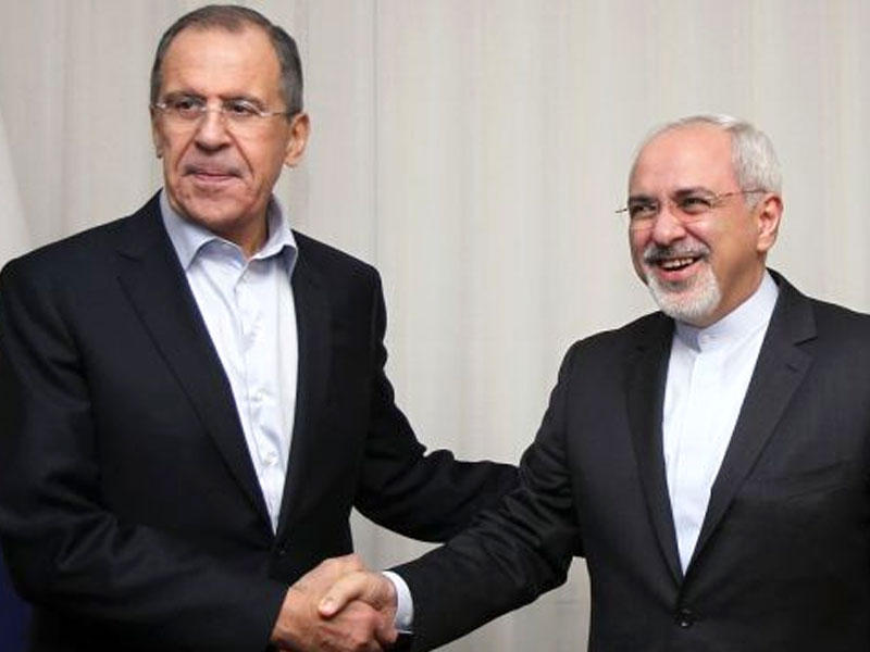 وزير الخارجية الروسي سيرغي لافروف و نظيره الايراني جواد ظريف