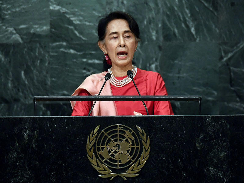  الزعيمة البورمية اونغ سان سوتشي 