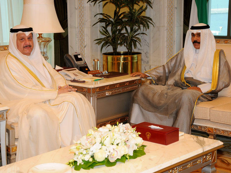 نائب الأمير مستقبلاً الكندري أمس