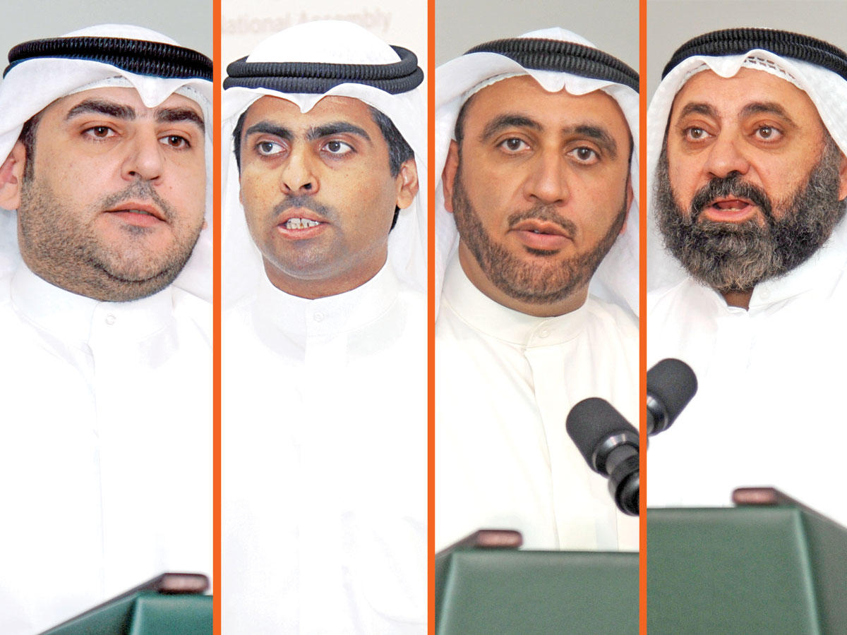 وليد الطبطبائي‏ - محمد الدلال - رياض العدساني - عبدالكريم الكندري