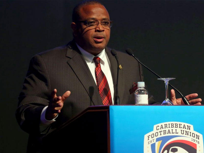 غوردون ديريك رئيس اتحاد منطقة الكاريبي الأمين العام لاتحاد اللعبة في أنتيغوا وباربودا 